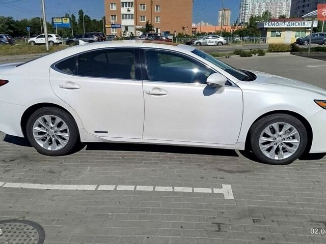 Білий Лексус ЕС, об'ємом двигуна 2.49 л та пробігом 175 тис. км за 18500 $, фото 19 на Automoto.ua