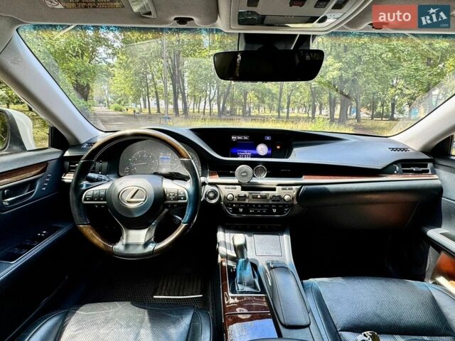 Білий Лексус ЕС, об'ємом двигуна 3.46 л та пробігом 145 тис. км за 25000 $, фото 9 на Automoto.ua