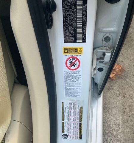 Белый Лексус ЕС, объемом двигателя 2.49 л и пробегом 134 тыс. км за 19800 $, фото 7 на Automoto.ua