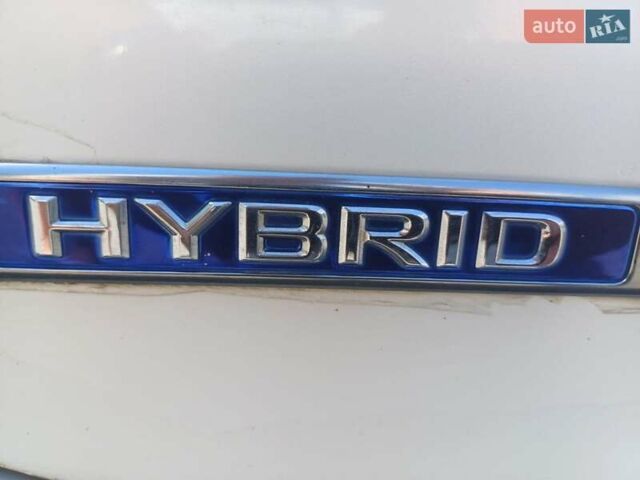 Белый Лексус ЕС, объемом двигателя 2.49 л и пробегом 127 тыс. км за 19899 $, фото 2 на Automoto.ua