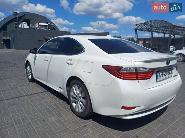 Белый Лексус ЕС, объемом двигателя 2.49 л и пробегом 127 тыс. км за 22999 $, фото 7 на Automoto.ua