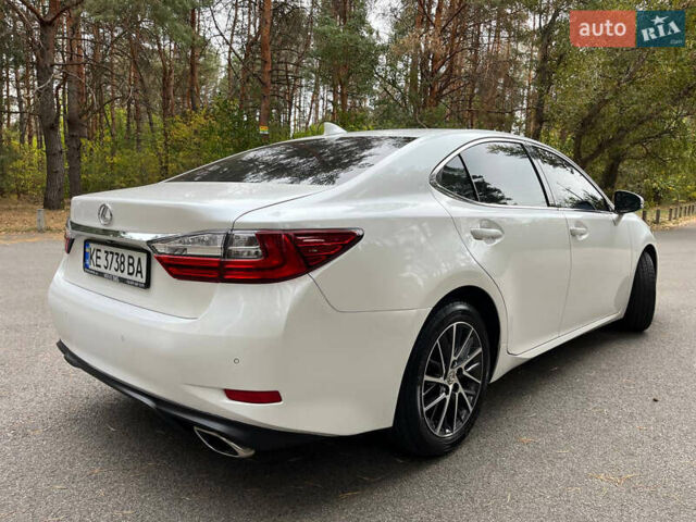 Белый Лексус ЕС, объемом двигателя 3.46 л и пробегом 135 тыс. км за 22200 $, фото 33 на Automoto.ua