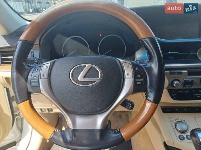 Белый Лексус ЕС, объемом двигателя 2.49 л и пробегом 127 тыс. км за 19899 $, фото 18 на Automoto.ua