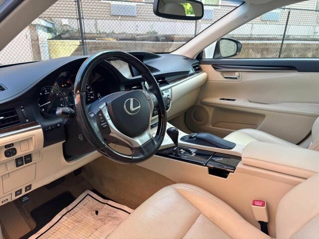 Білий Лексус ЕС, об'ємом двигуна 3.5 л та пробігом 92 тис. км за 5353 $, фото 8 на Automoto.ua