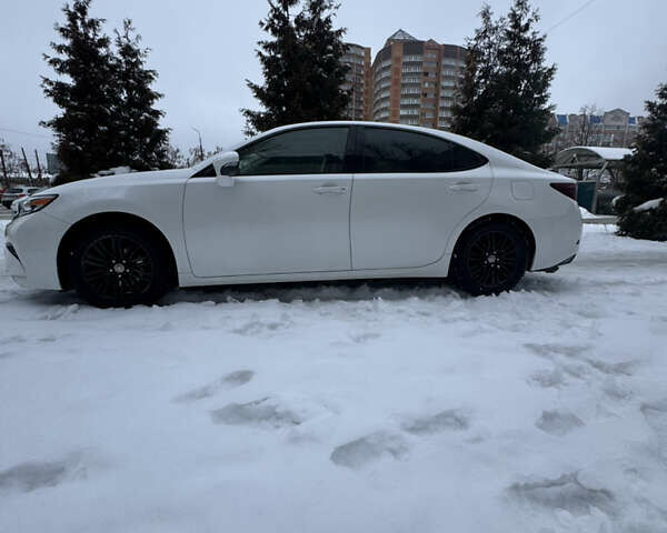 Белый Лексус ЕС, объемом двигателя 3.46 л и пробегом 158 тыс. км за 23000 $, фото 3 на Automoto.ua