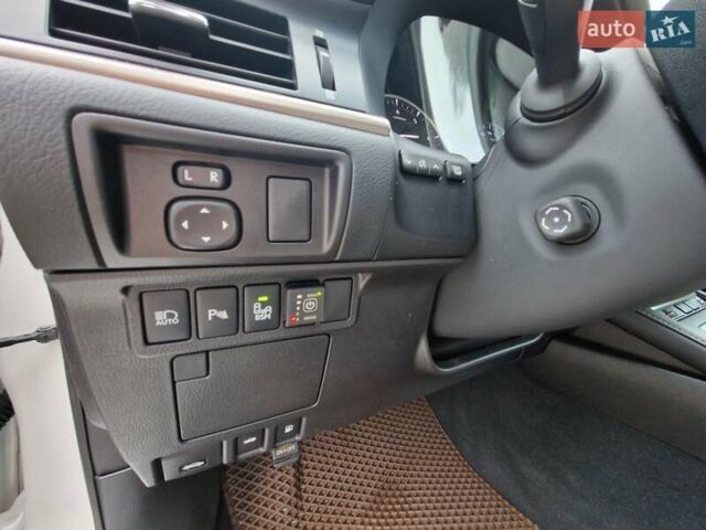 Білий Лексус ЕС, об'ємом двигуна 3.5 л та пробігом 156 тис. км за 23999 $, фото 18 на Automoto.ua