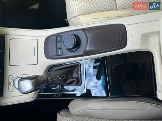 Білий Лексус ЕС, об'ємом двигуна 2.49 л та пробігом 95 тис. км за 26500 $, фото 24 на Automoto.ua