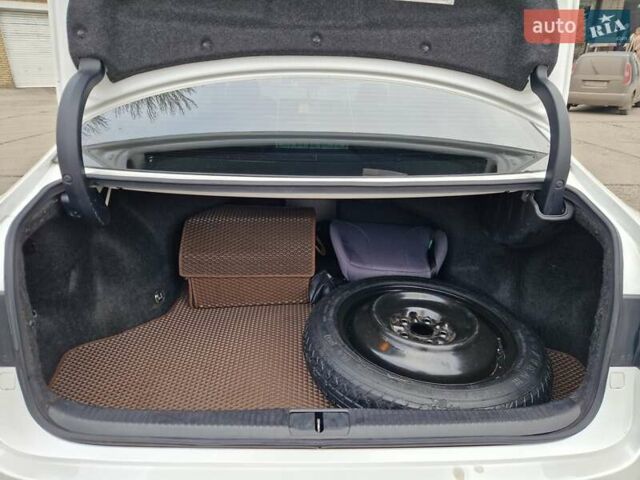 Білий Лексус ЕС, об'ємом двигуна 3.5 л та пробігом 156 тис. км за 23999 $, фото 34 на Automoto.ua