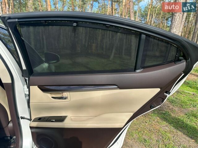 Білий Лексус ЕС, об'ємом двигуна 2.49 л та пробігом 95 тис. км за 26500 $, фото 35 на Automoto.ua