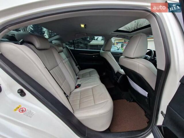 Білий Лексус ЕС, об'ємом двигуна 3.5 л та пробігом 156 тис. км за 23999 $, фото 32 на Automoto.ua