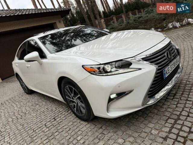 Белый Лексус ЕС, объемом двигателя 3.46 л и пробегом 138 тыс. км за 21500 $, фото 7 на Automoto.ua