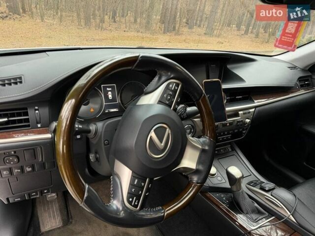 Белый Лексус ЕС, объемом двигателя 3.46 л и пробегом 138 тыс. км за 21500 $, фото 33 на Automoto.ua