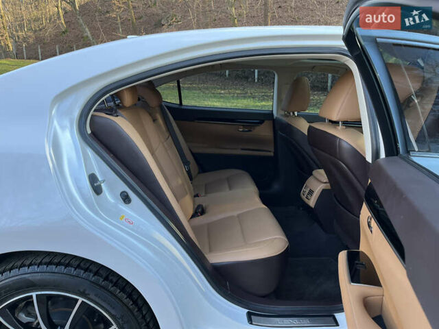 Белый Лексус ЕС, объемом двигателя 3.5 л и пробегом 75 тыс. км за 22800 $, фото 42 на Automoto.ua