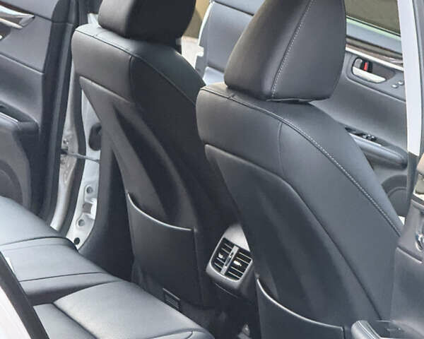 Белый Лексус ЕС, объемом двигателя 2.5 л и пробегом 172 тыс. км за 25000 $, фото 24 на Automoto.ua