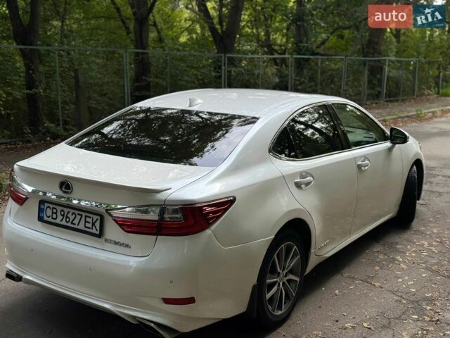 Белый Лексус ЕС, объемом двигателя 2.49 л и пробегом 258 тыс. км за 18300 $, фото 11 на Automoto.ua