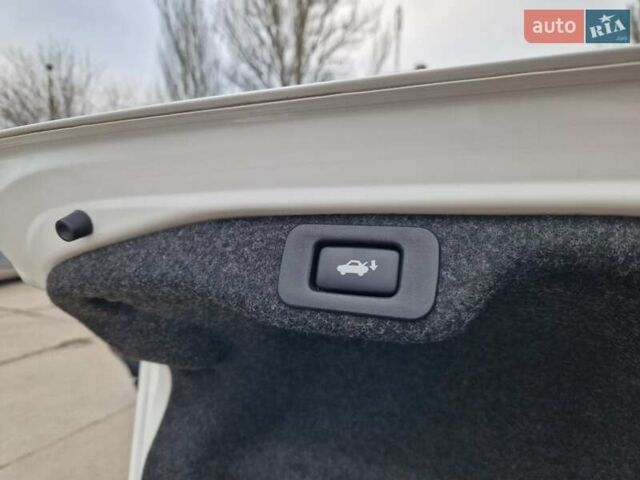 Білий Лексус ЕС, об'ємом двигуна 3.5 л та пробігом 156 тис. км за 23999 $, фото 36 на Automoto.ua
