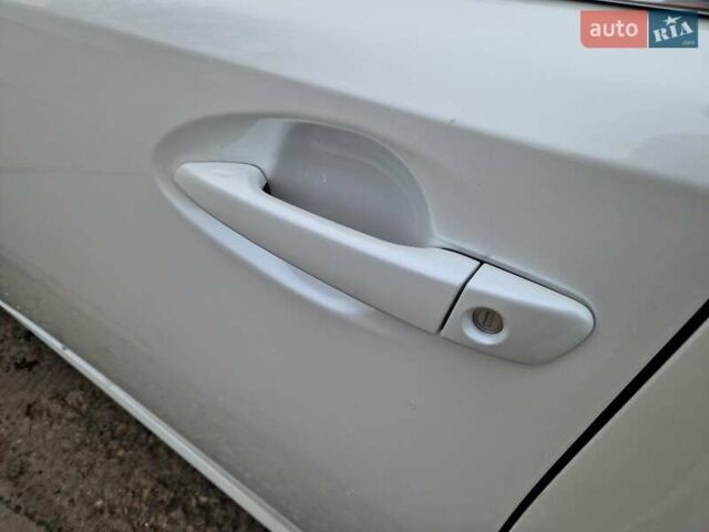 Білий Лексус ЕС, об'ємом двигуна 3.5 л та пробігом 156 тис. км за 23999 $, фото 12 на Automoto.ua