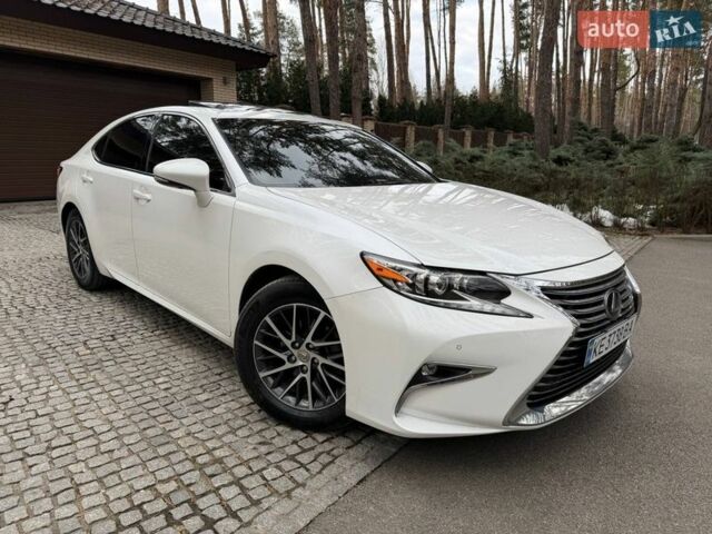 Белый Лексус ЕС, объемом двигателя 3.46 л и пробегом 138 тыс. км за 21500 $, фото 5 на Automoto.ua