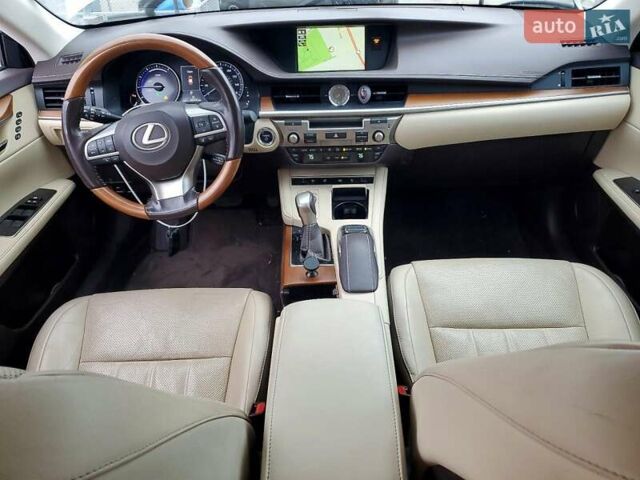 Білий Лексус ЕС, об'ємом двигуна 2.5 л та пробігом 68 тис. км за 6500 $, фото 7 на Automoto.ua