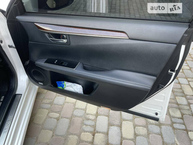 Білий Лексус ЕС, об'ємом двигуна 3.5 л та пробігом 77 тис. км за 28600 $, фото 48 на Automoto.ua