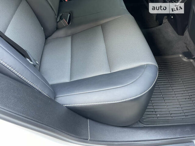 Білий Лексус ЕС, об'ємом двигуна 3.5 л та пробігом 110 тис. км за 28600 $, фото 59 на Automoto.ua