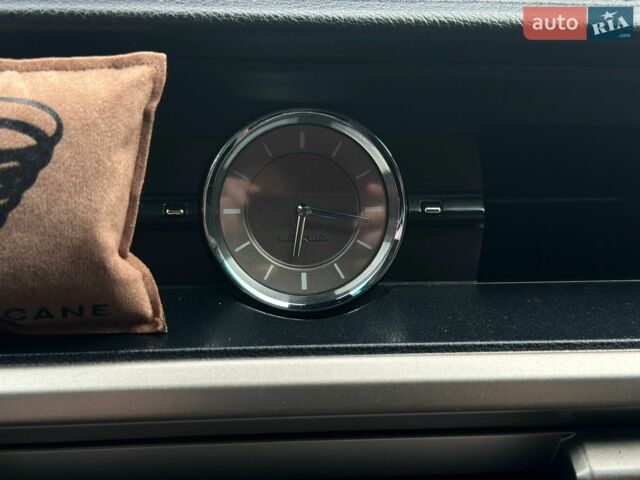Білий Лексус ЕС, об'ємом двигуна 2.49 л та пробігом 135 тис. км за 20600 $, фото 15 на Automoto.ua