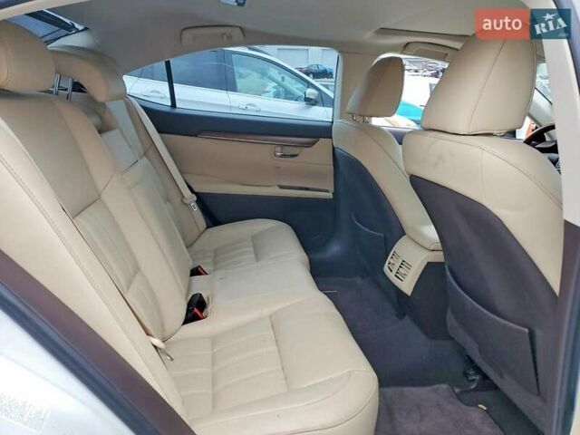 Білий Лексус ЕС, об'ємом двигуна 2.5 л та пробігом 68 тис. км за 6500 $, фото 9 на Automoto.ua