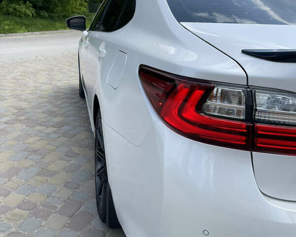 Білий Лексус ЕС, об'ємом двигуна 3.5 л та пробігом 110 тис. км за 28600 $, фото 18 на Automoto.ua