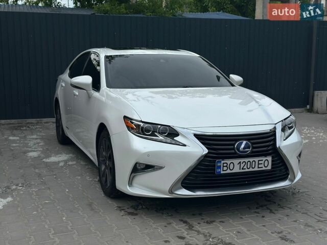 Білий Лексус ЕС, об'ємом двигуна 2.49 л та пробігом 135 тис. км за 20600 $, фото 2 на Automoto.ua