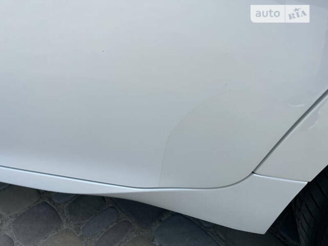 Білий Лексус ЕС, об'ємом двигуна 3.5 л та пробігом 77 тис. км за 28600 $, фото 23 на Automoto.ua