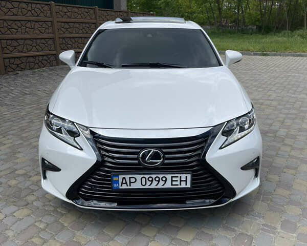 Білий Лексус ЕС, об'ємом двигуна 3.5 л та пробігом 77 тис. км за 28600 $, фото 3 на Automoto.ua