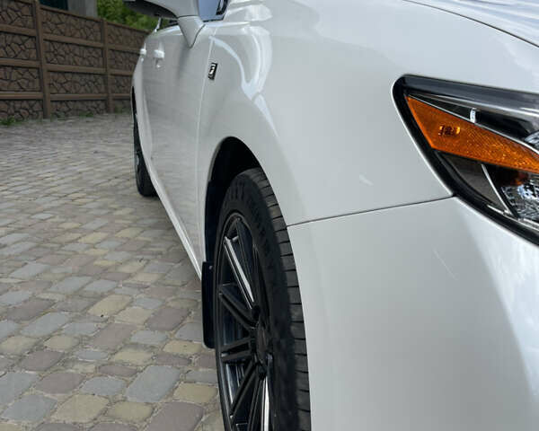 Білий Лексус ЕС, об'ємом двигуна 3.5 л та пробігом 77 тис. км за 28600 $, фото 12 на Automoto.ua