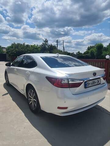 Белый Лексус ЕС, объемом двигателя 2.49 л и пробегом 82 тыс. км за 28800 $, фото 5 на Automoto.ua