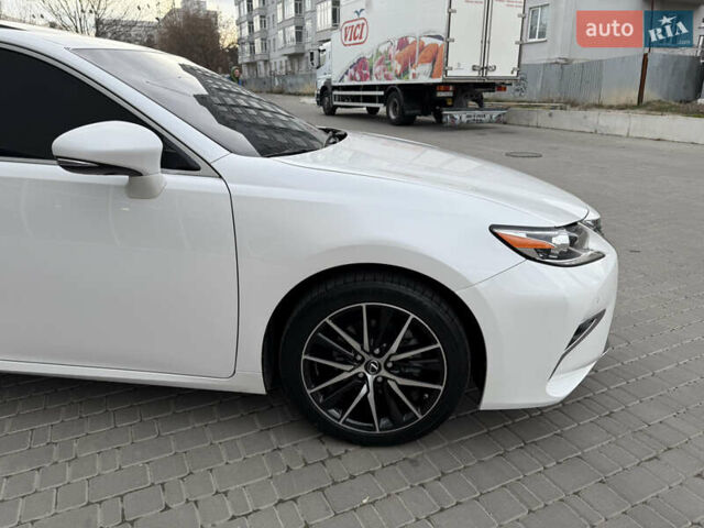 Білий Лексус ЕС, об'ємом двигуна 2.49 л та пробігом 130 тис. км за 28500 $, фото 5 на Automoto.ua