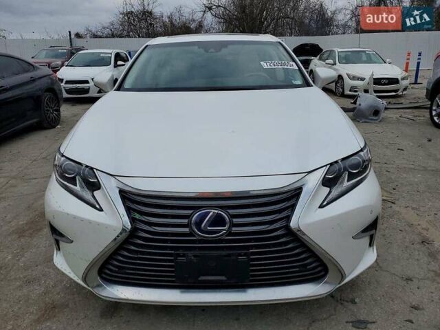 Білий Лексус ЕС, об'ємом двигуна 2.5 л та пробігом 68 тис. км за 6500 $, фото 4 на Automoto.ua