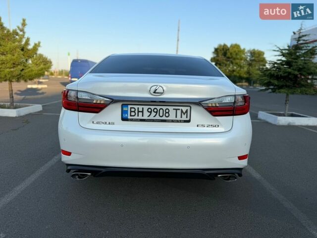 Белый Лексус ЕС, объемом двигателя 2.49 л и пробегом 139 тыс. км за 24899 $, фото 10 на Automoto.ua
