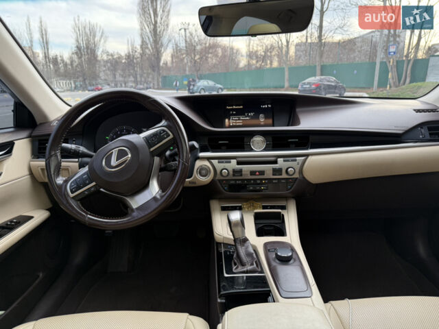 Белый Лексус ЕС, объемом двигателя 2.49 л и пробегом 138 тыс. км за 25500 $, фото 16 на Automoto.ua
