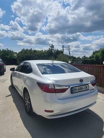 Белый Лексус ЕС, объемом двигателя 2.49 л и пробегом 82 тыс. км за 28800 $, фото 7 на Automoto.ua