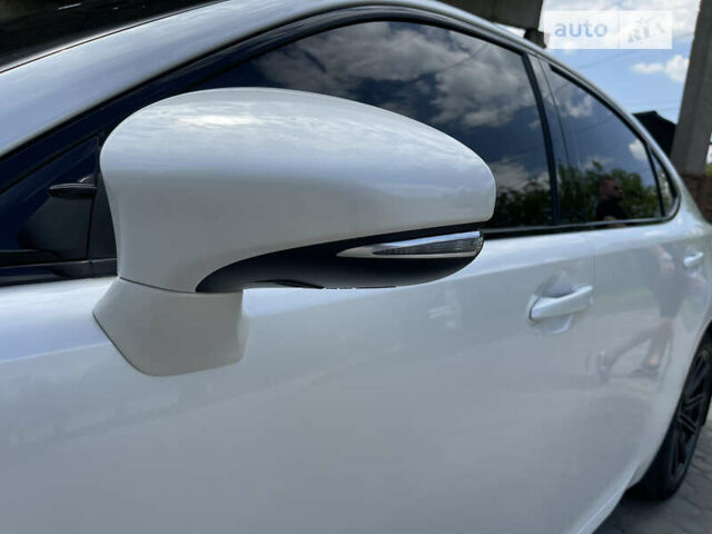 Білий Лексус ЕС, об'ємом двигуна 3.5 л та пробігом 110 тис. км за 28600 $, фото 28 на Automoto.ua