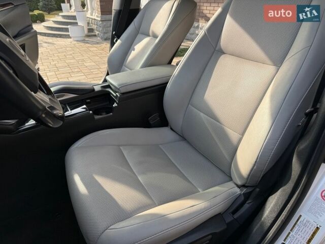 Белый Лексус ЕС, объемом двигателя 3.5 л и пробегом 175 тыс. км за 23400 $, фото 47 на Automoto.ua