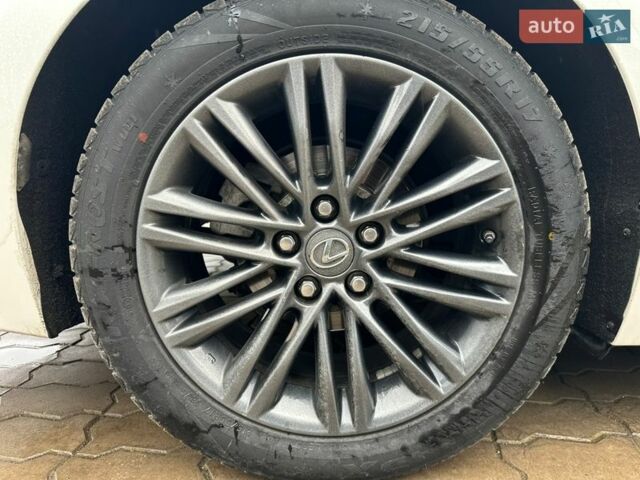 Білий Лексус ЕС, об'ємом двигуна 3.46 л та пробігом 175 тис. км за 24700 $, фото 6 на Automoto.ua