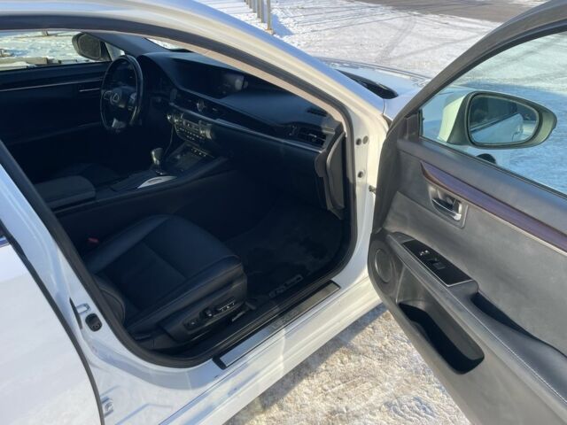 Білий Лексус ЕС, об'ємом двигуна 2.5 л та пробігом 223 тис. км за 24500 $, фото 7 на Automoto.ua