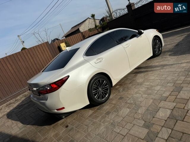 Белый Лексус ЕС, объемом двигателя 3.5 л и пробегом 175 тыс. км за 23400 $, фото 65 на Automoto.ua