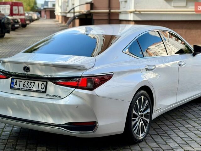 Білий Лексус ЕС, об'ємом двигуна 2.49 л та пробігом 128 тис. км за 32500 $, фото 20 на Automoto.ua