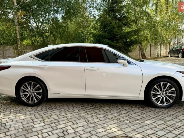 Білий Лексус ЕС, об'ємом двигуна 2.49 л та пробігом 128 тис. км за 32500 $, фото 21 на Automoto.ua