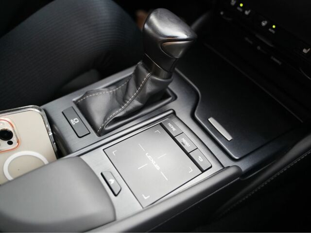 Белый Лексус ЕС, объемом двигателя 3.5 л и пробегом 86 тыс. км за 34000 $, фото 15 на Automoto.ua