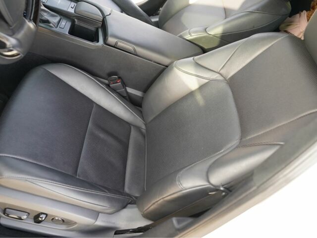 Белый Лексус ЕС, объемом двигателя 3.5 л и пробегом 86 тыс. км за 34000 $, фото 19 на Automoto.ua