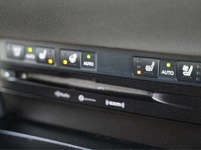 Белый Лексус ЕС, объемом двигателя 3.5 л и пробегом 86 тыс. км за 34000 $, фото 16 на Automoto.ua