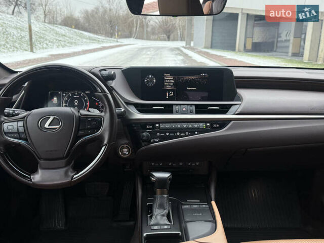 Белый Лексус ЕС, объемом двигателя 2.5 л и пробегом 54 тыс. км за 35000 $, фото 13 на Automoto.ua