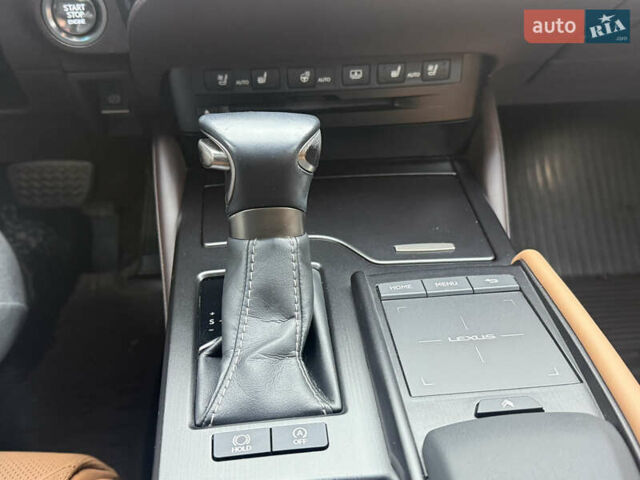 Белый Лексус ЕС, объемом двигателя 2.5 л и пробегом 54 тыс. км за 35000 $, фото 16 на Automoto.ua